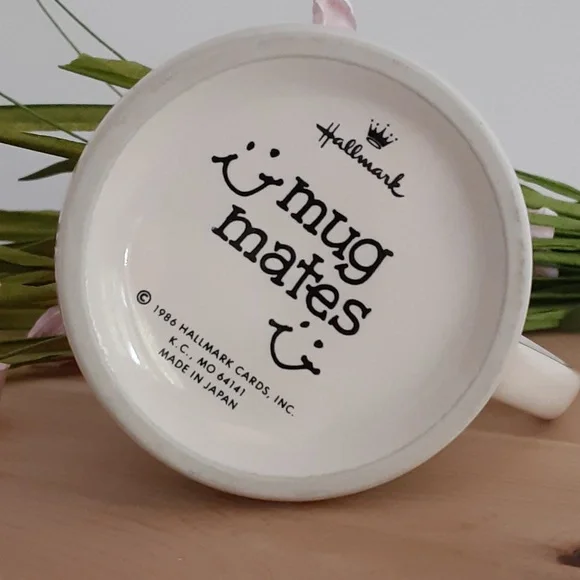Hallmark Mug Mates 1986 FRIENDS Spring Bunnies Animals Cup Mug 8 oz - Picture 7 of 8